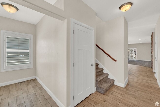 Building Photo - 11166 Del Andrae Ln