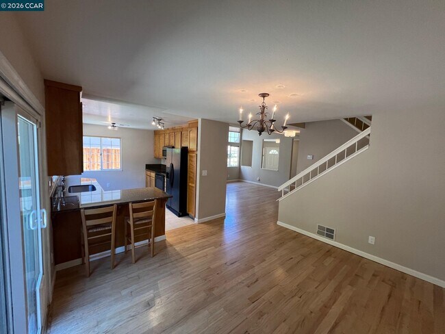 Foto del edificio - 1115 Crest Ridge Ln