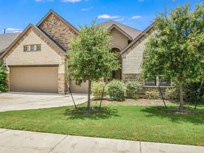 Building Photo - 112 Teddy Roosevelt Dr