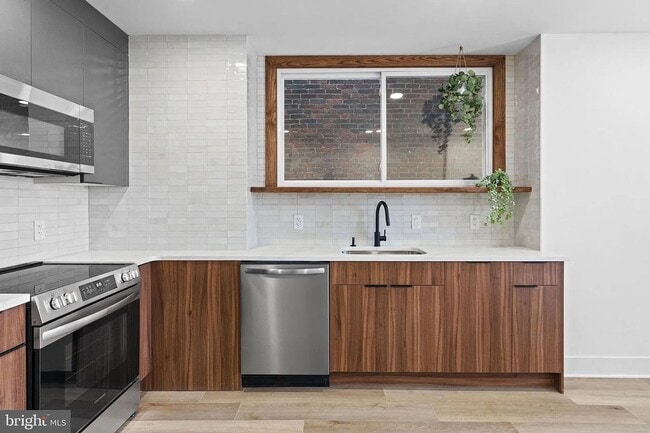 Photo - 1502 S 52nd St Apartment