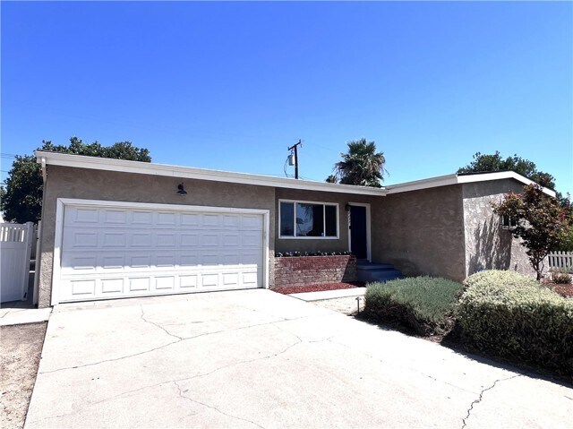 Building Photo - 8257 Jadeite Ave