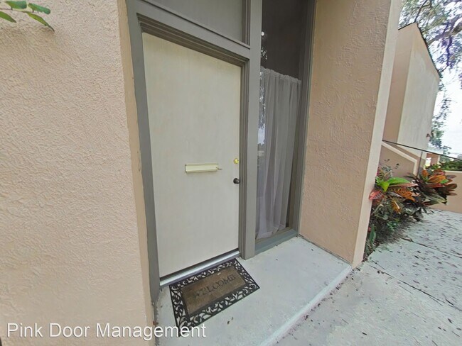 Building Photo - 2 br, 2 bath House - 601 W Old Highway 441...