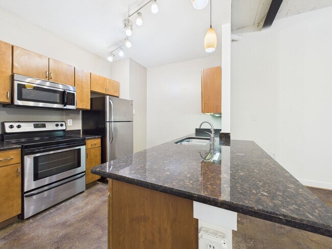 Building Photo - 15 N 18th St