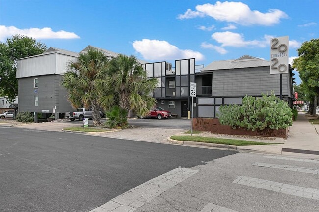Building Photo - 2020 S Congress Ave