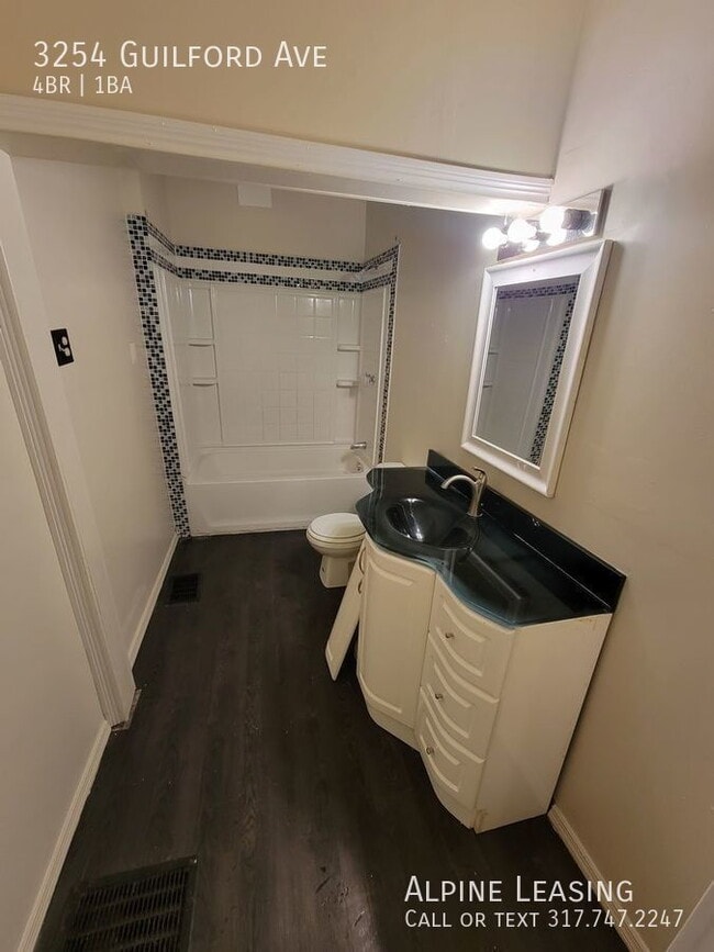 Foto del edificio - Martindale-Brightwood 4BR/1BA House!