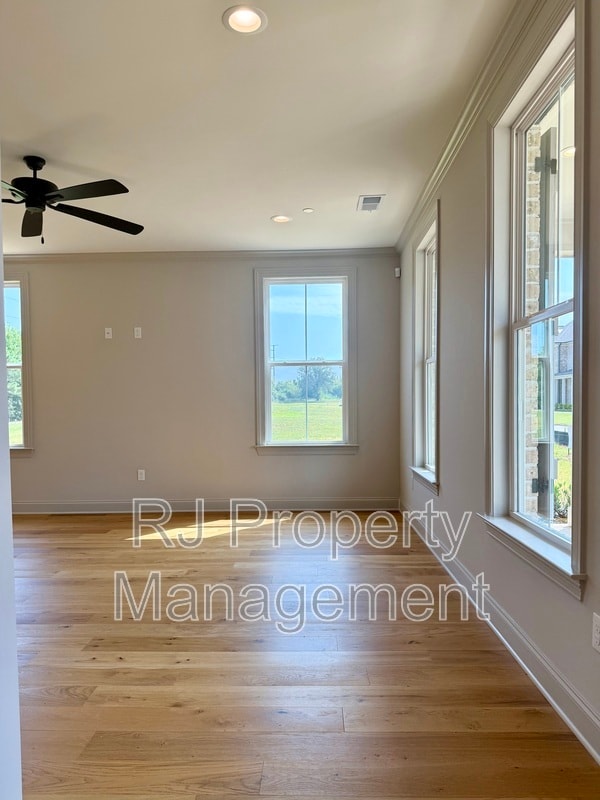 Building Photo - 924 Aldwick Dr