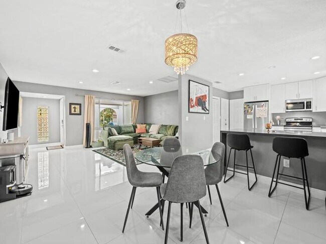 Foto del edificio - 10497 NW 4th St