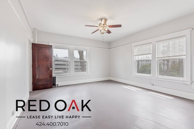 Foto del edificio - 601 S Rampart Blvd
