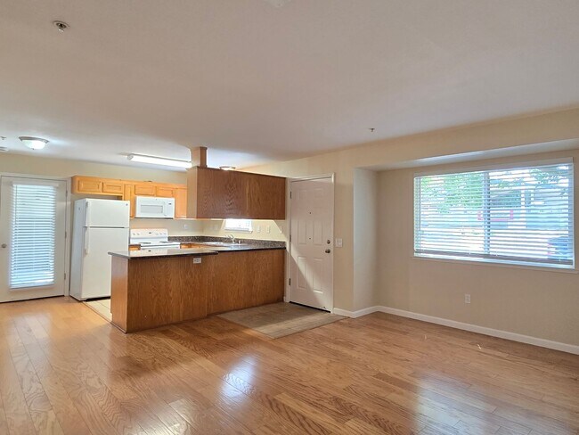 Foto del edificio - 3845 Blackford Ave