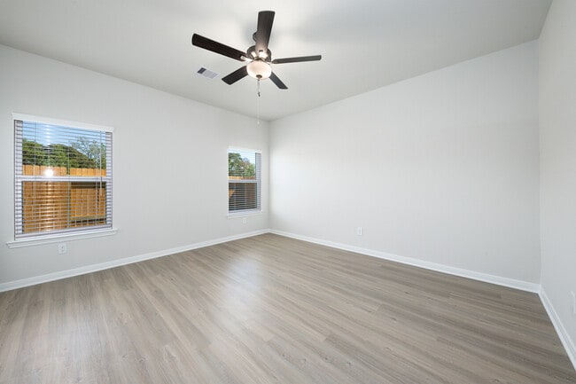 Building Photo - 15531 Caramel Spgs Dr