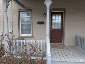 Building Photo - 517-527 8th Ave