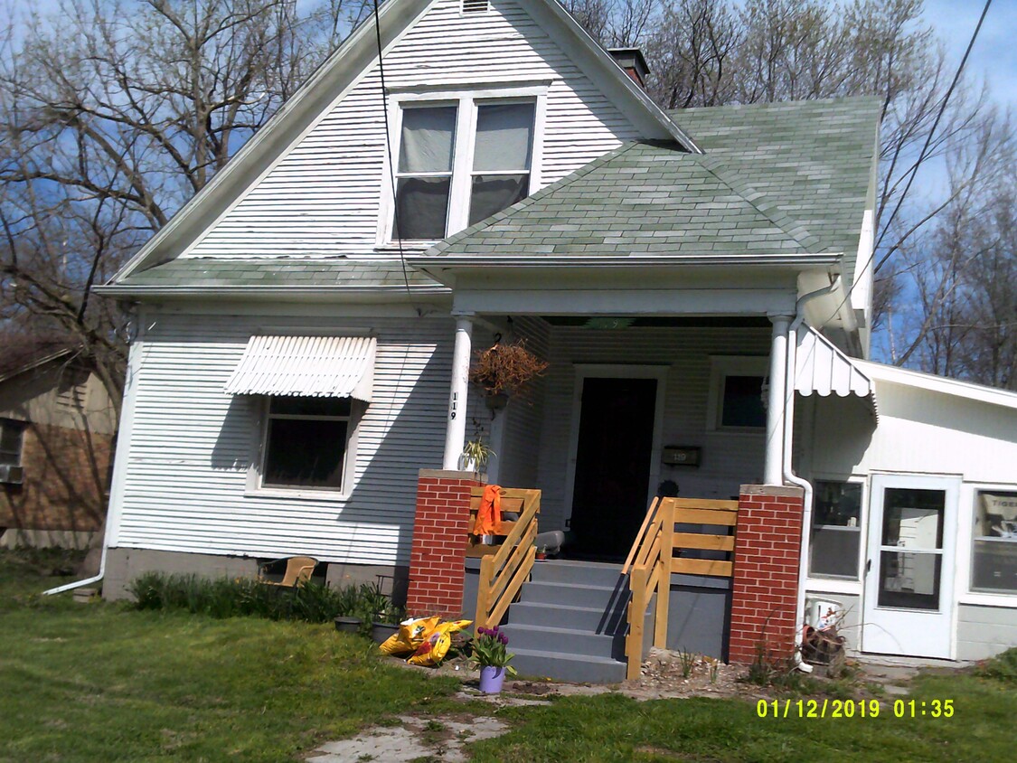 Foto principal - 119 W Sexton Rd
