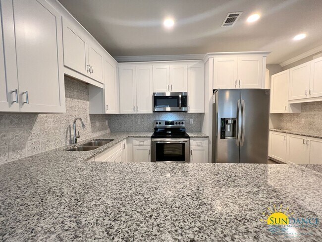 Foto del edificio - Custom Fort Walton Beach Townhouse in Gated Community!