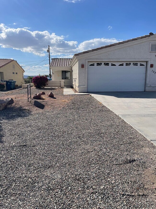 Foto del edificio - LAKE1335