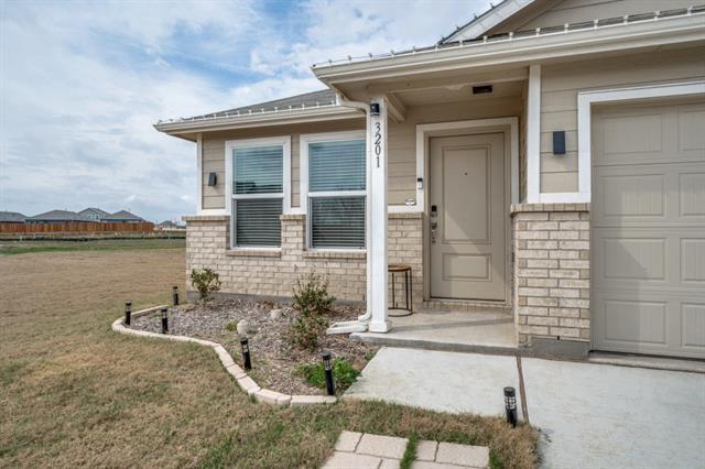 Building Photo - 3201 Tarpan Ct