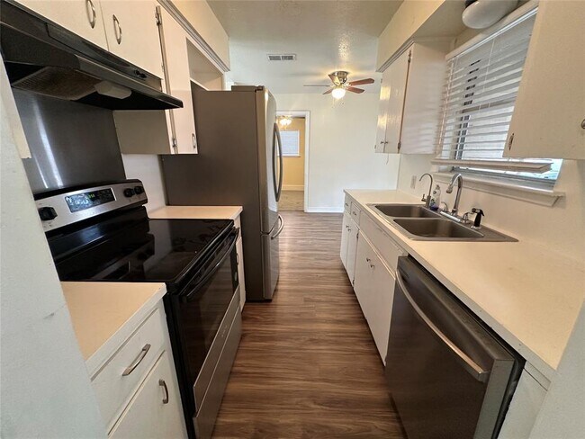 Foto del edificio - 204 Thompson St