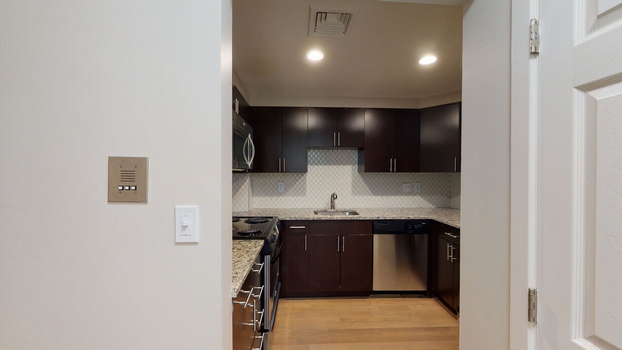 7 Harcourt St Unit 1, Boston, MA 02116 Apartments at 7 Harcourt St