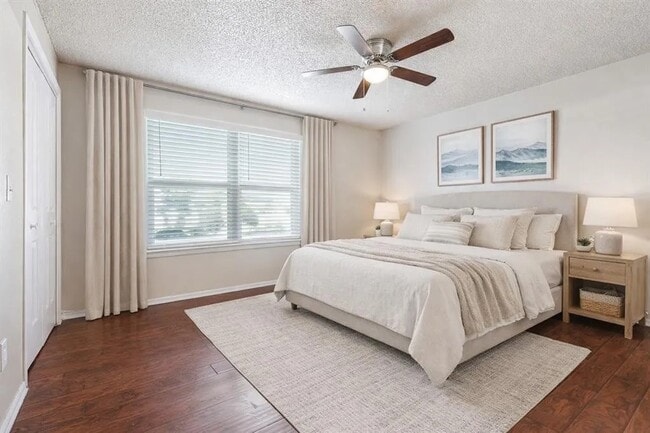 Photo - 11417 N May Ave Townhome