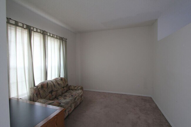 Foto del edificio - 507 Sunridge Woods