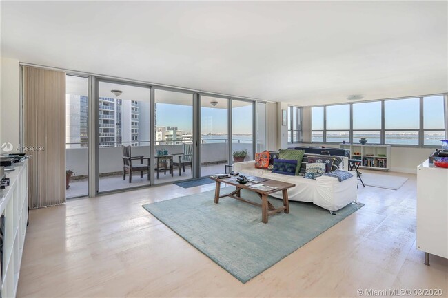 Foto del edificio - 11 Island Ave