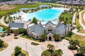 Building Photo - 12923 Crombie Dr