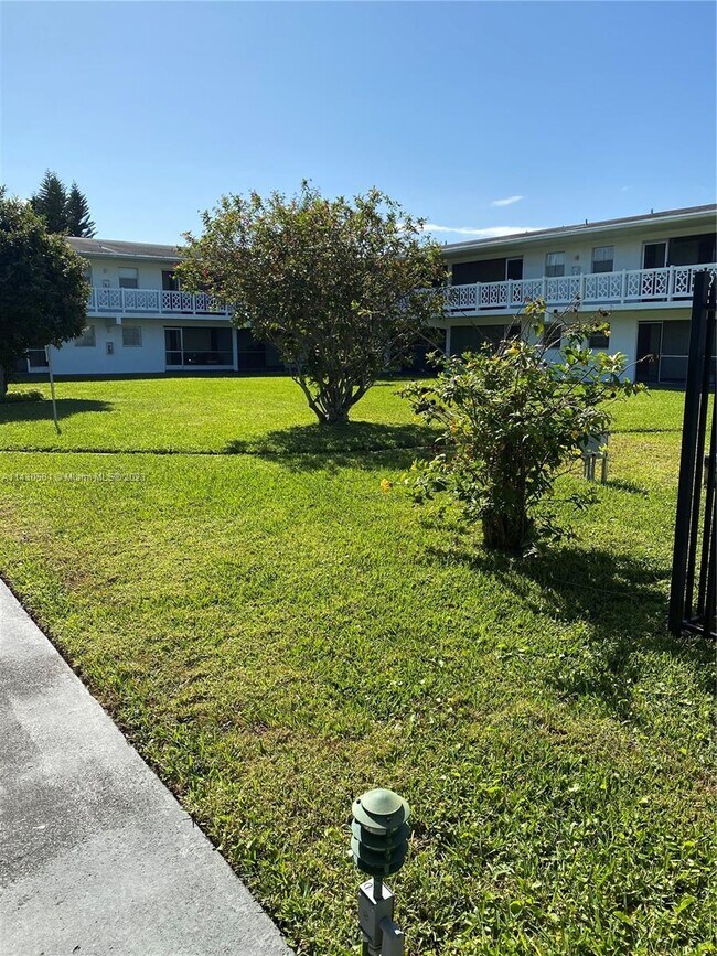 Foto del edificio - 1701 NW 46th Ave