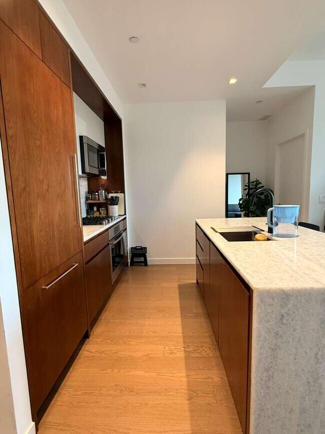 Foto del edificio - 75 Park Ln S