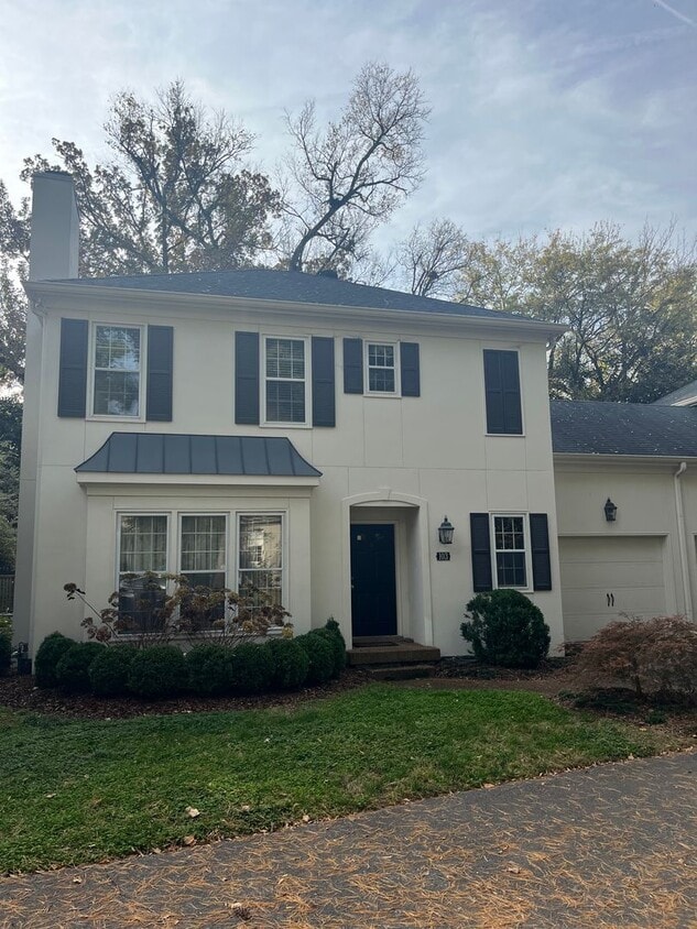 Primary Photo - 2 Bedroom/ 2.5 Bath Townhome with 1 Car Ga...