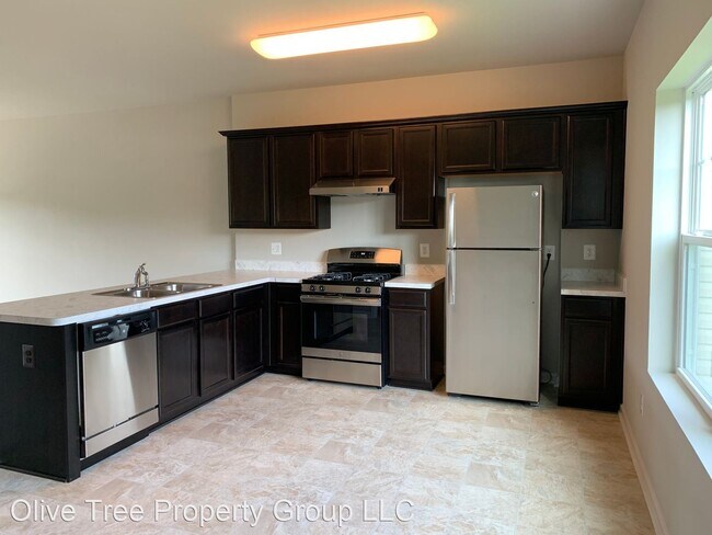 Building Photo - 3 br, 2 bath House - 267 Patchwork Dr