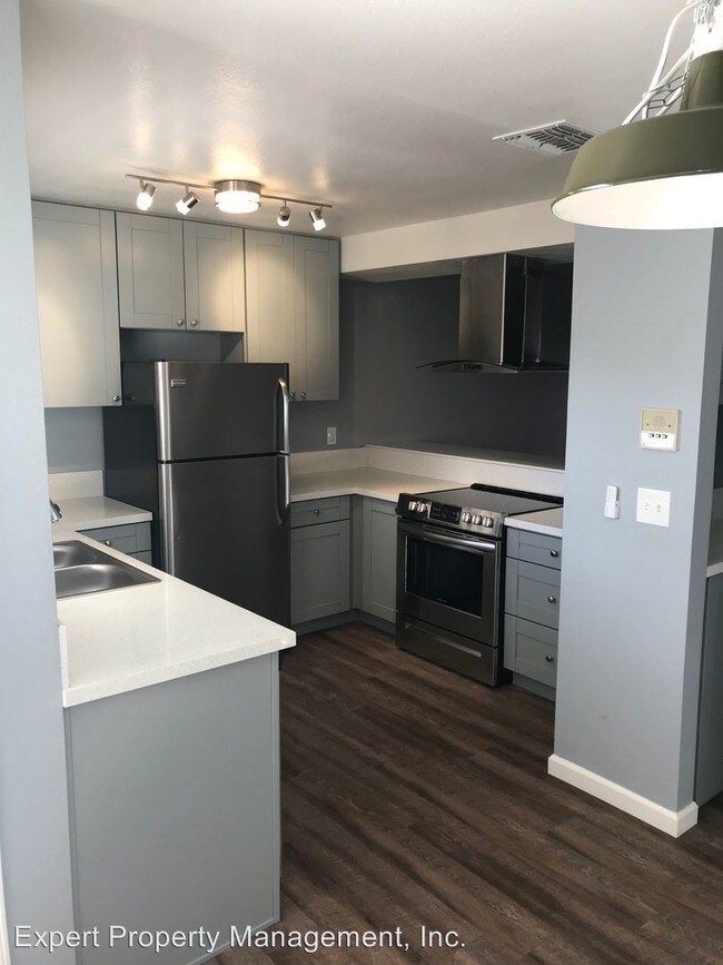 Foto del edificio - 4011 Ingalls St