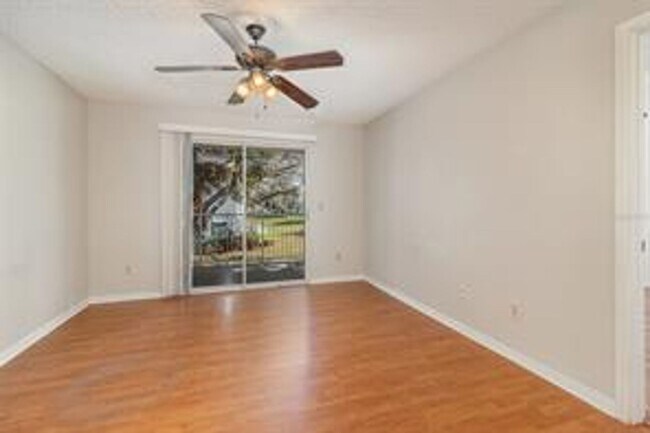 Photo - Bright and Spacious 2 BR / 2 BA Condo in C...