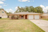 Primary Photo - Available Now! 3 bed, 2 bath home in Eastg...