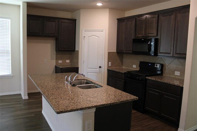 Building Photo - 9814 Swindale Ridge Ln