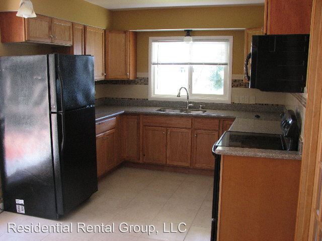 Foto del edificio - 1485 NE Sunrise Ln