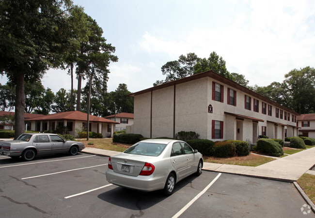 Building Photo - Tabby Villas Apartments