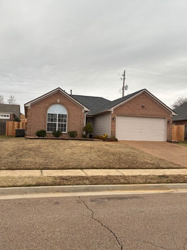 Foto del edificio - Spacious Cordova Home-- Move in READY