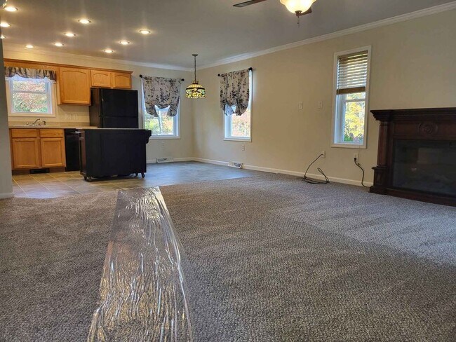 Foto del edificio - 4136 Bryant Rd