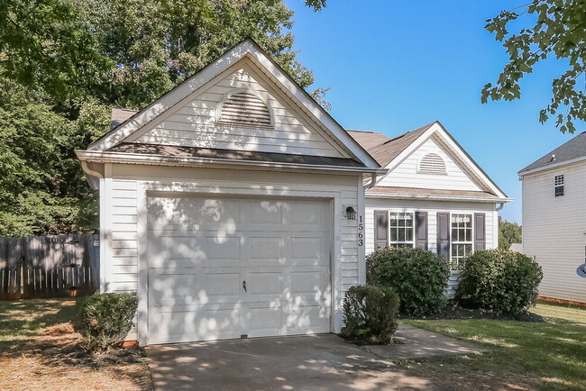 Building Photo - 1563 Hollow Maple Dr