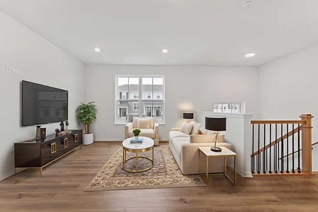 Foto del edificio - 14942 Dyer Ln