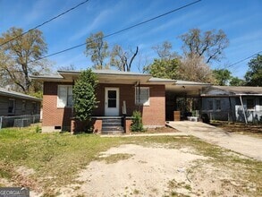 Building Photo - 1615 Sheffield Dr