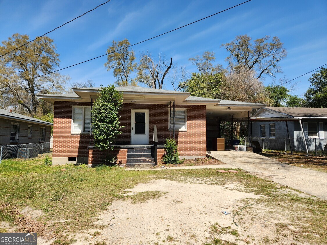 Primary Photo - 1615 Sheffield Dr