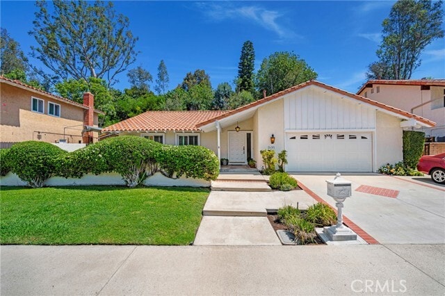Primary Photo - 26501 Cortina Dr