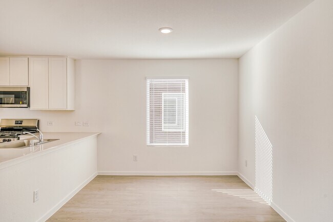 Foto del edificio - 11430 Forest W St