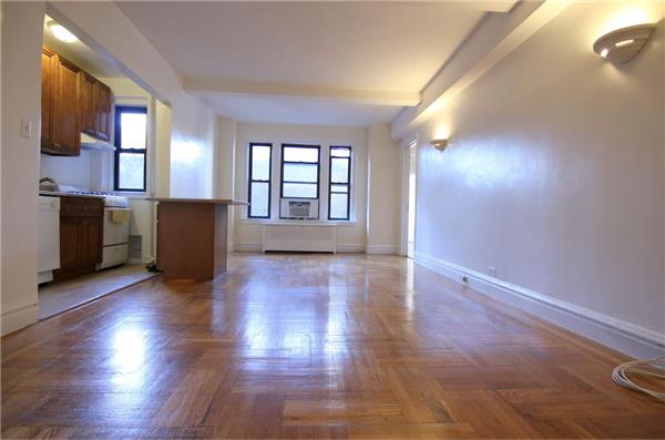 Primary Photo - 127 W 96th St