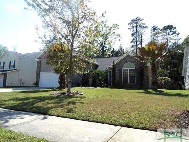 Building Photo - 105 Carlisle Way