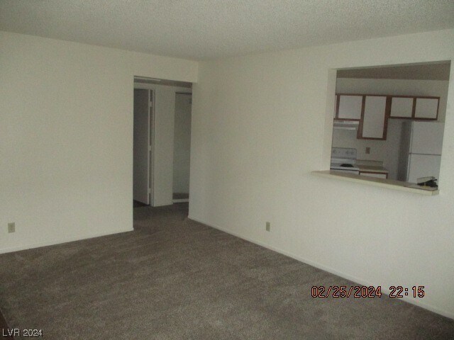 Building Photo - 5171 W Pioneer Ave
