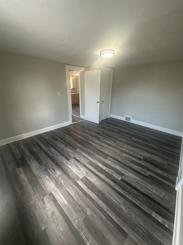 Building Photo - 10518 Parkhurst Dr