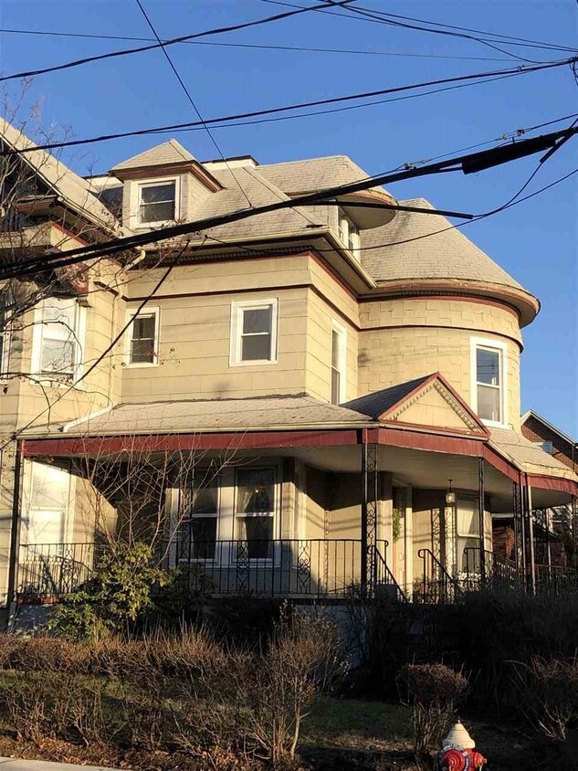 Primary Photo - 20 Bellevue Terrace