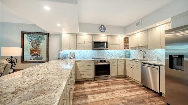 Foto del edificio - 199 Whispering Sands Dr