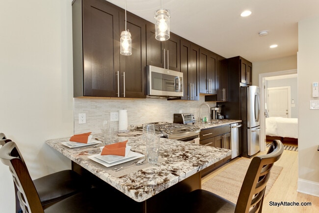 Building Photo - 314 A Street NE Unit 1, Washington, DC 20002